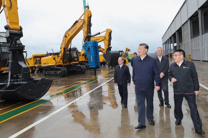 2021年4月26日，習(xí)近平總書記視察柳工并發(fā)表重要講話，高度評價柳工的創(chuàng)新發(fā)展成果