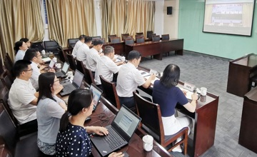 歐維姆在全區(qū)國(guó)資國(guó)企年中工作會(huì)議作經(jīng)驗(yàn)交流發(fā)言