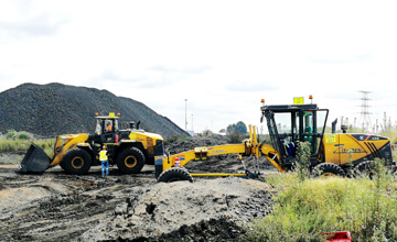 大國(guó)重器 勇拓疆土 公司CLG890H裝載機(jī)首登非洲市場(chǎng)