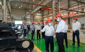 自治區(qū)黨委常委、自治區(qū)人民政府副主席許永錁到柳工調(diào)研并宣講黨的二十大精神