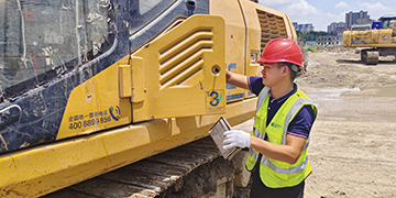 致敬高溫下的堅守者