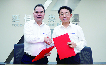 柳工股份公司舉行經(jīng)理層崗位聘任協(xié)議經(jīng)營業(yè)績責(zé)任書簽約儀式